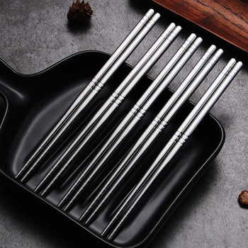 5 Pairs of Metal Chopsticks Household High Temperature Sterilizable Non-slip Stainless Steel Chopsticks Set Kitchen Accessories 1
